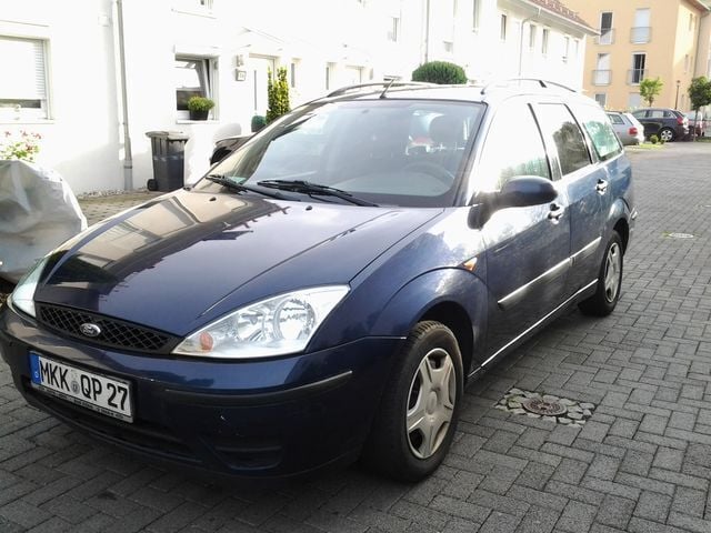 Gebraucht Ford Focus 101 PS (74 kW) 2003 Blau metallic Kombi