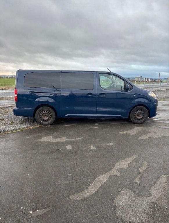 Gebraucht Citroën Spacetourer 177 PS (130 kW) 2017 Blau Van / Kleinbus