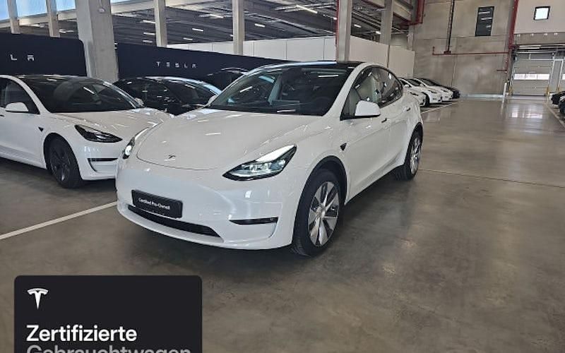 Gebraucht Tesla Model Y 273 kW (372 PS) 2023 Weiß SUV