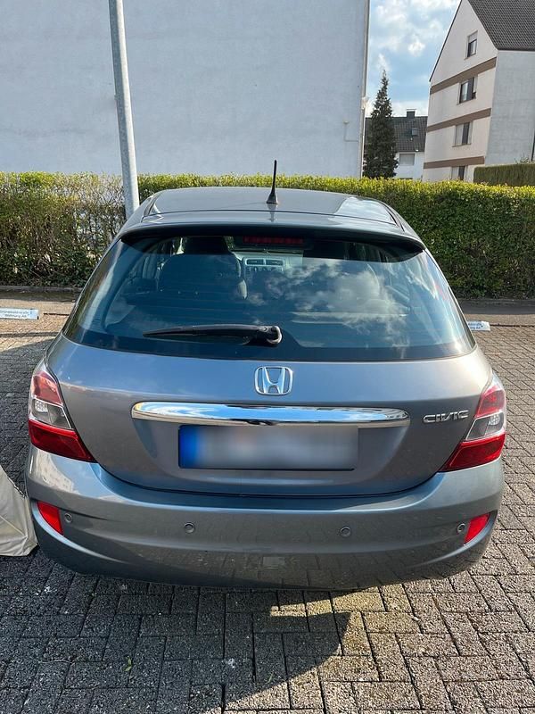 Gebraucht Honda Civic 90 PS (66 kW) 2005 Grau Kleinwagen