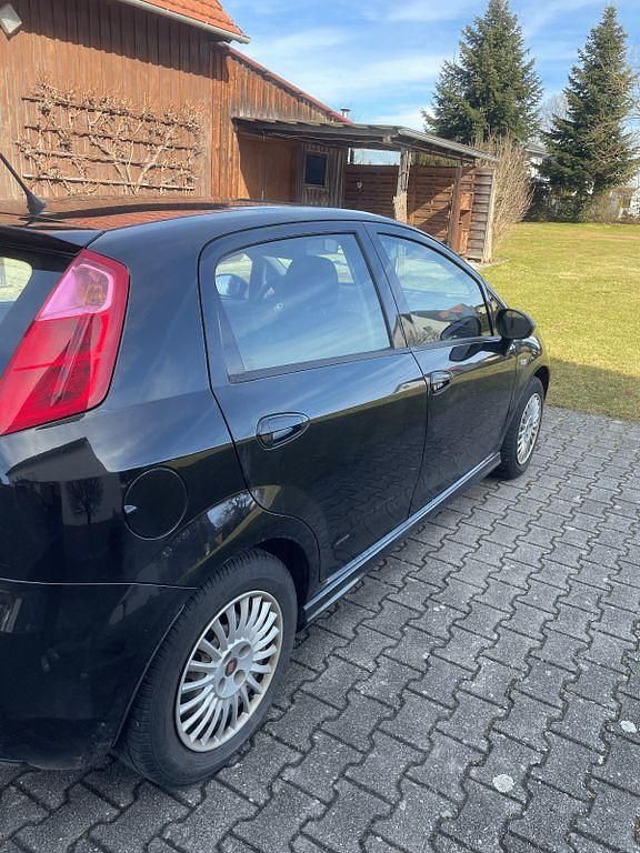 Gebraucht Fiat Punto 95 PS (69 kW) 2007 Schwarz Kleinwagen