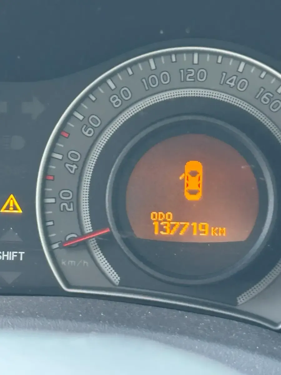 Gebraucht Toyota Auris 126 PS (92 kW) 2009 Silber Kleinwagen