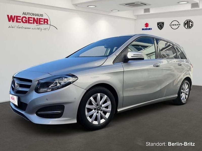Gebraucht Mercedes B220 Style 184 PS (135 kW) 2018 Silber Van / Kleinbus