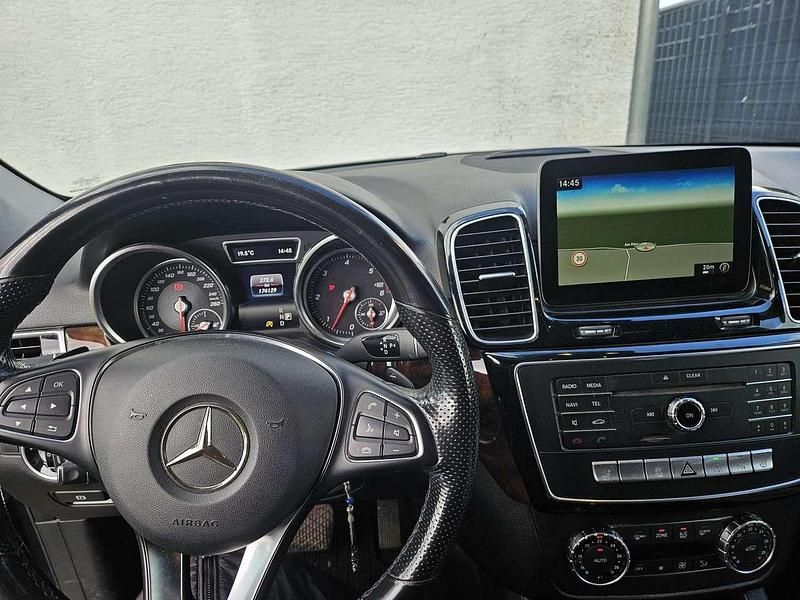 Gebraucht Mercedes GLE350 258 PS (189 kW) 2016 Schwarz SUV