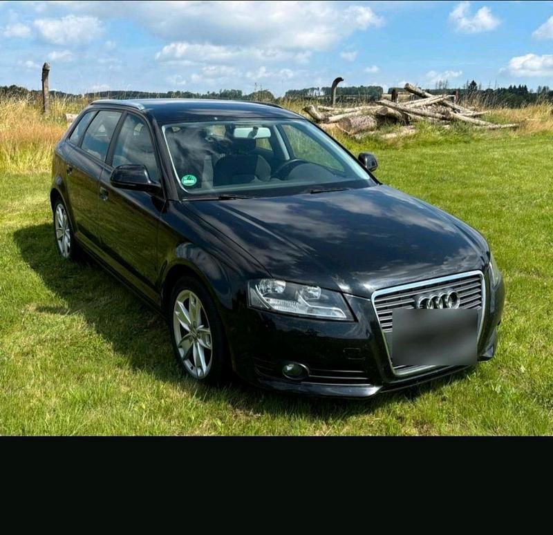 Schwarz Gebraucht 2010 Audi A3 Sportback Kleinwagen | 5.400 € (Fairer Preis) - Bild 1/4