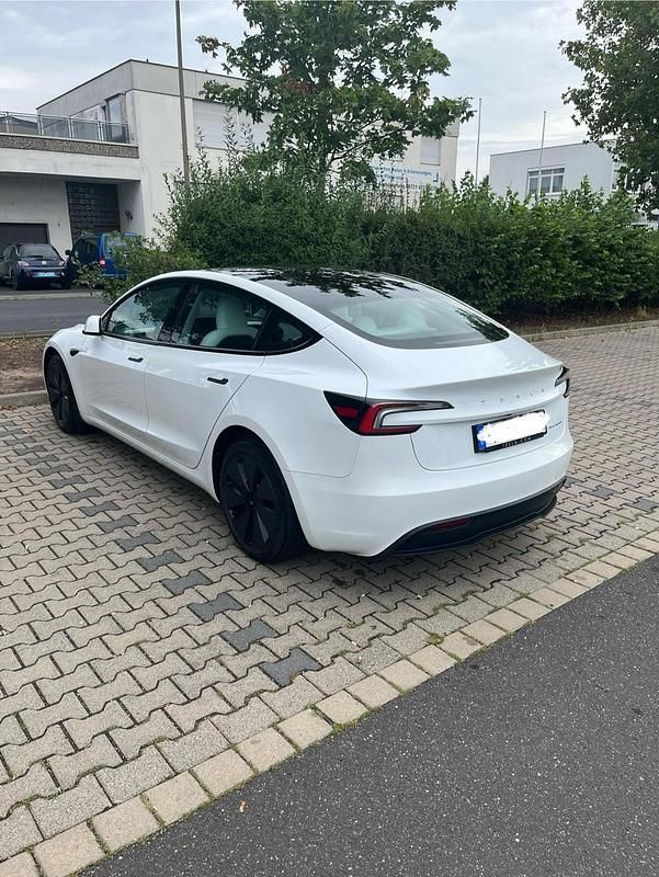 Gebraucht Tesla Model 3 289 kW (394 PS) 2023 Weiß Limousine