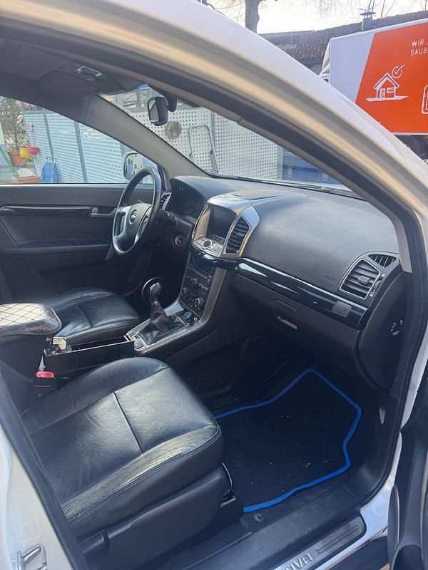 Gebraucht Chevrolet Captiva 184 PS (135 kW) 2012 Weiß SUV