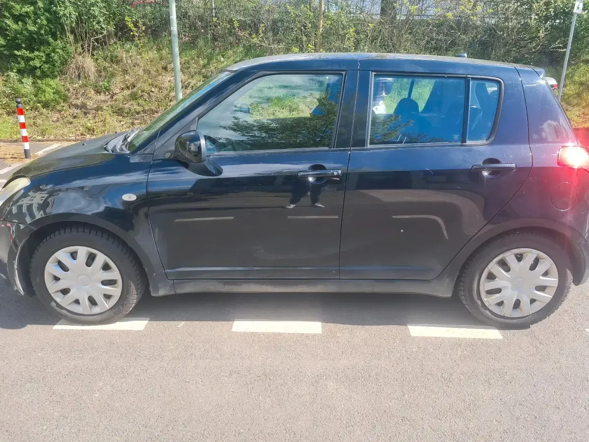 Gebraucht Suzuki Swift 95 PS (69 kW) 2010 Kleinwagen