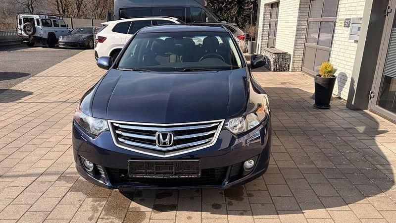 Gebraucht Honda Accord Elegance 156 PS (114 kW) 2011 Blau Limousine