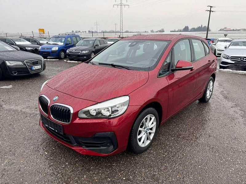 Flamencorot brillant Gebraucht 2019 BMW 218 Van / Kleinbus | 18.990 € (Fairer Preis) - Bild 1/4