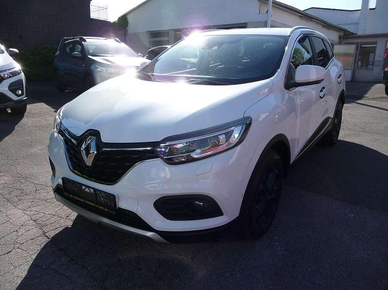 Weiß Gebraucht 2020 Renault Kadjar LIMITED Deluxe SUV | 16.290 € (Fairer Preis) - Bild 1/4