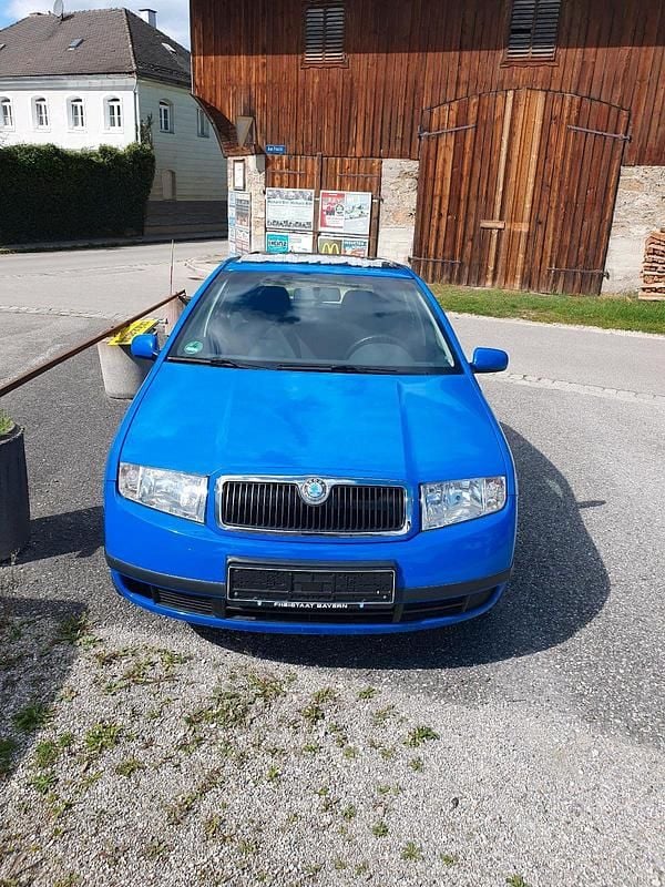 Blau Gebraucht 2003 Skoda Fabia Kleinwagen | 350 € (Superpreis) - Bild 1/4