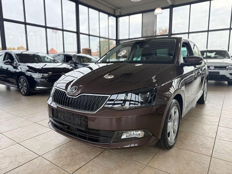 Braun Gebraucht 2016 Skoda Fabia Style Kleinwagen | 11.300 € (Fairer Preis) - Bild 1/4