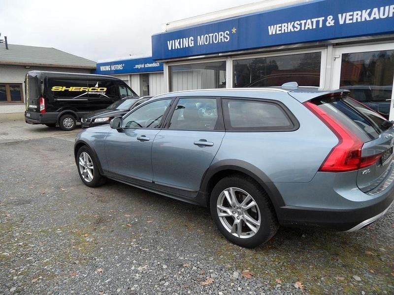 Gebraucht Volvo V90 CC 250 PS (183 kW) 2019 Grau Kombi