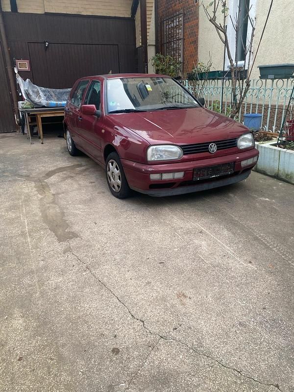 Gebraucht VW Golf III 75 PS (55 kW) 1997 Rot Limousine