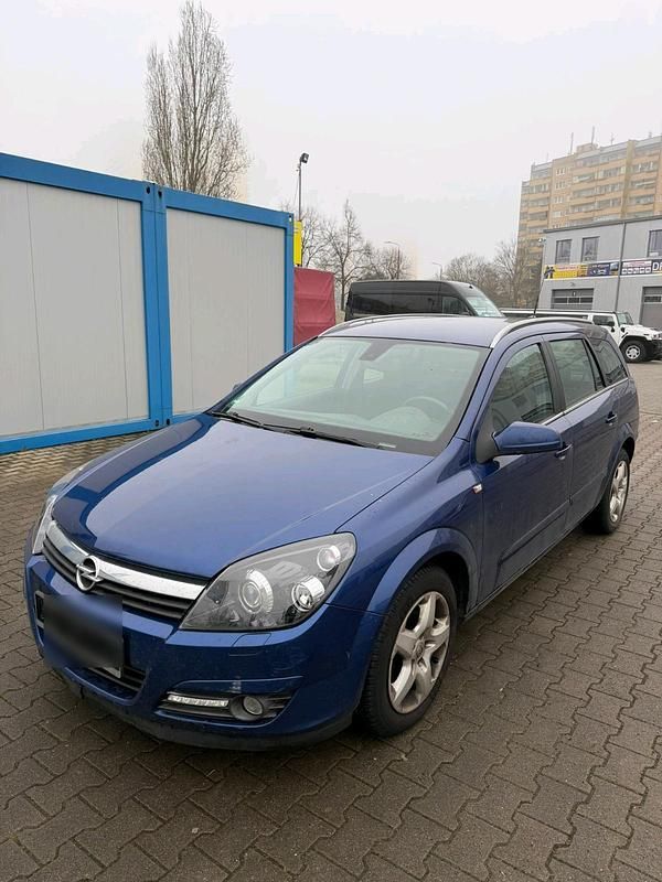 Blau Gebraucht 2004 Opel Astra Kombi | 750 € (Superpreis) - Bild 1/4