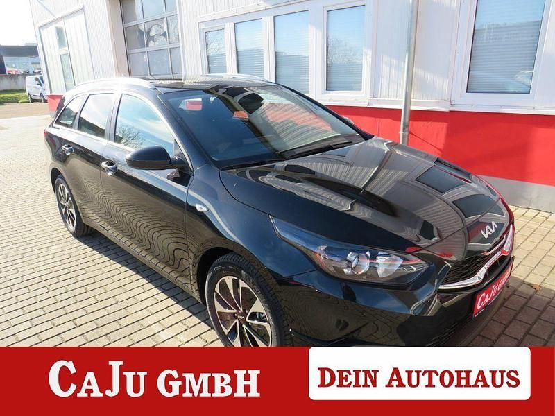 Schwarz Neu 2025 Kia Ceed Sportswagon Kombi | 22.995 € (Guter Preis) - Bild 1/4