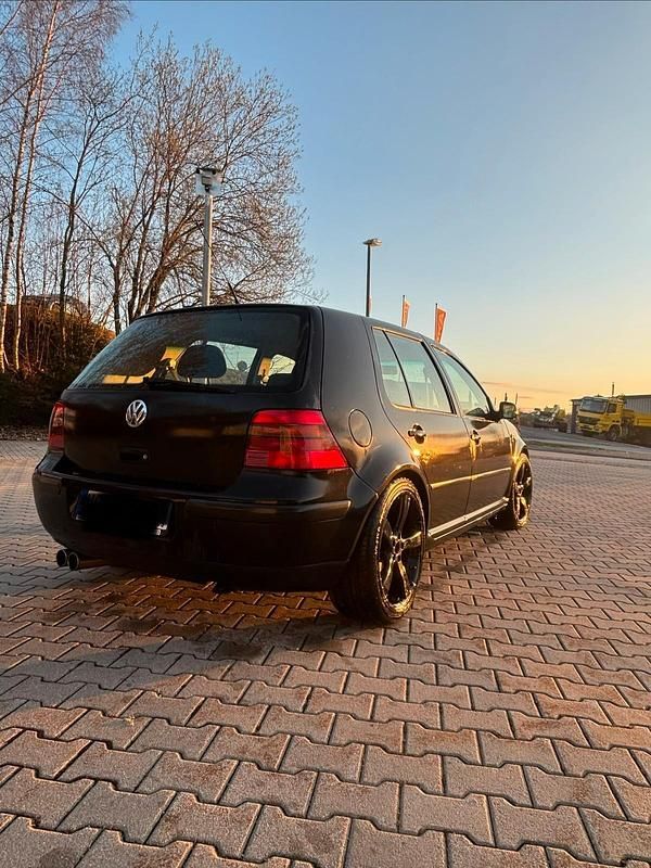 Gebraucht VW Golf IV 75 PS (55 kW) 2000 Schwarz Kleinwagen