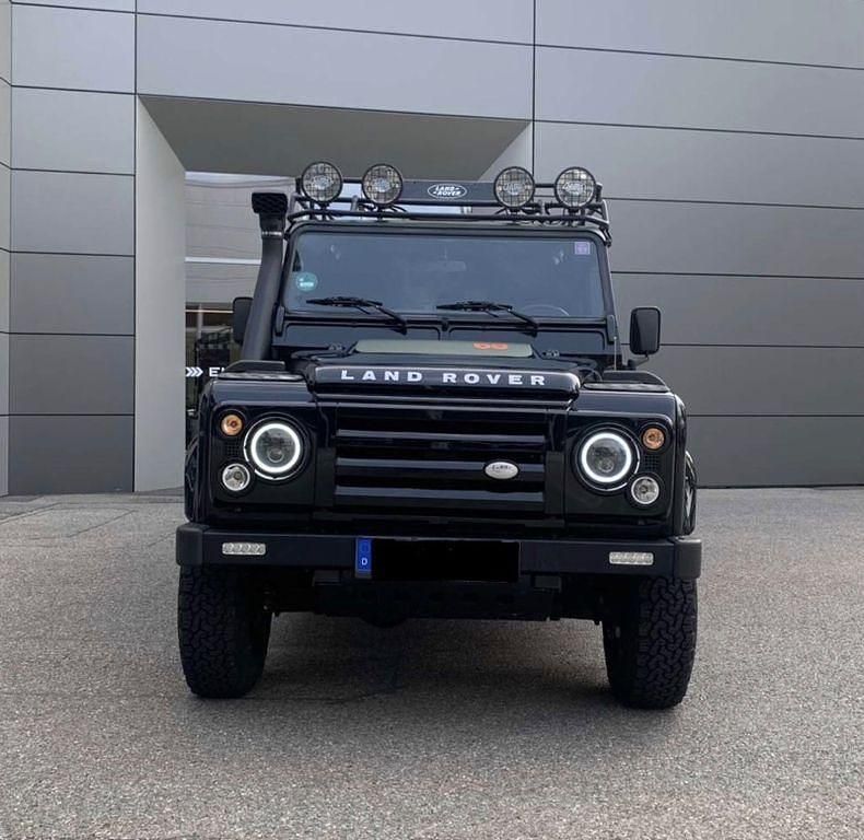 Gebraucht Land Rover Defender 122 PS (89 kW) 2009 Schwarz SUV
