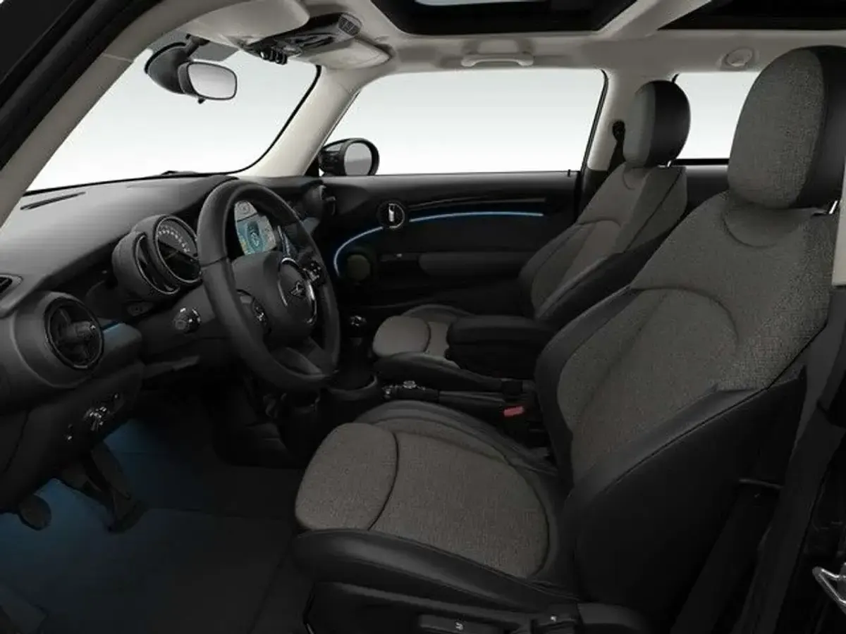 Gebraucht Mini ONE Classic 102 PS (75 kW) 2022 Schwarz Kleinwagen