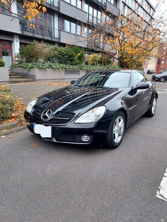 Schwarz Gebraucht 2010 Mercedes SLK200 Cabrio | 10.500 € (Superpreis) - Bild 1/4