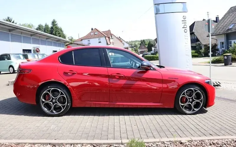 Gebraucht Alfa Romeo Giulia Competizione 280 PS (205 kW) 2023 Rot Limousine