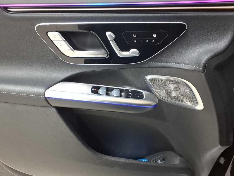 Gebraucht Mercedes EQE500 Premium Plus 300 kW (408 PS) 2024 Obsidianschwarz metallic SUV