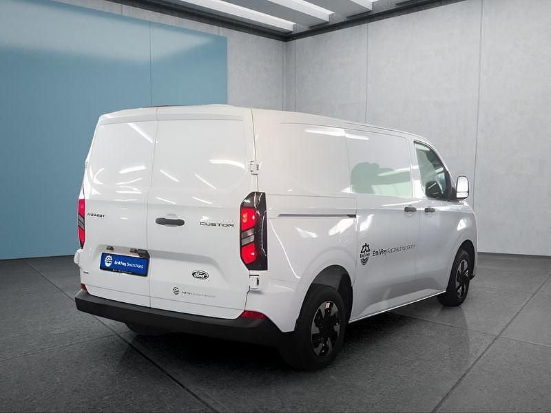 Second-hand Ford Transit Custom 232 CP (170 kW) 2025 Alb Berlinǎ