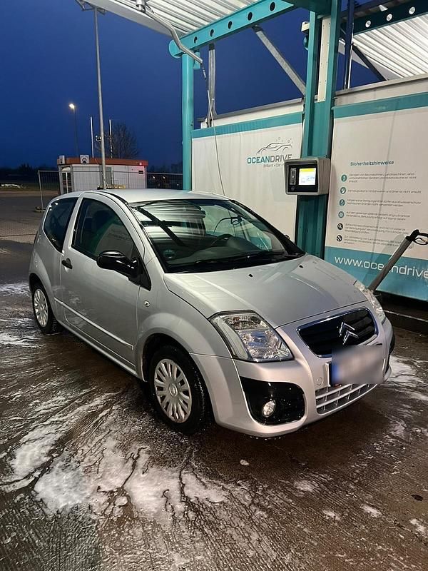 Gebraucht Citroën C2 60 PS (44 kW) 2009 Silber Kleinwagen