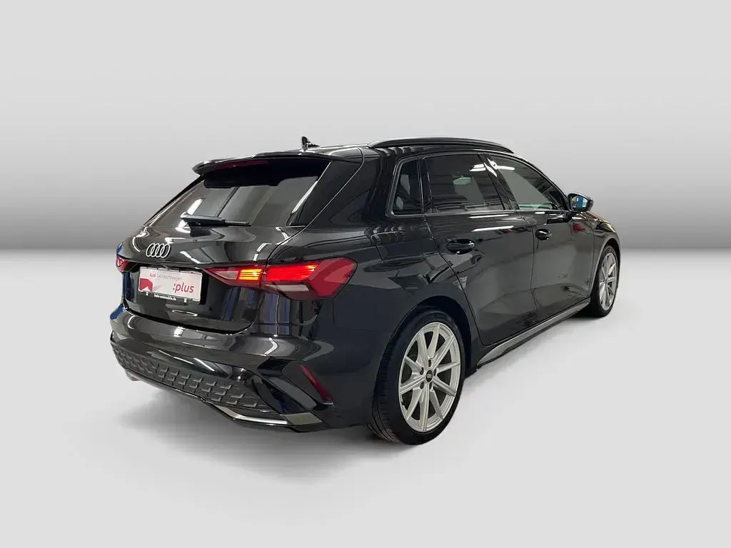 Gebraucht Audi A3 S-Line 150 PS (110 kW) 2025 Mythosschwarz metallic Limousine