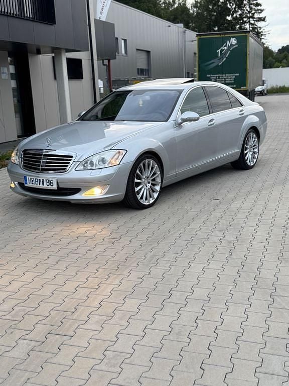 Silber Gebraucht 2008 Mercedes S350 Limousine | 10.900 € (Guter Preis) - Bild 1/4