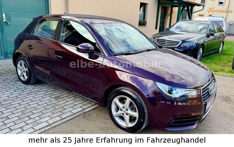 Violet Gebraucht 2012 Audi A1 Sportback Attraction Kleinwagen | 9.990 € (Fairer Preis) - Bild 1/4