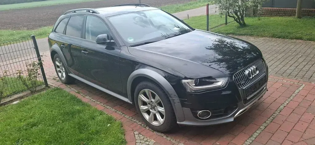 Gebraucht Audi A4 Allroad 190 PS (139 kW) 2014 Schwarz Kombi