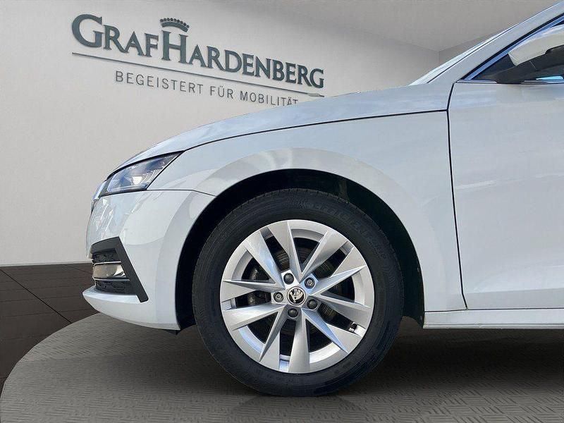 Gebraucht Skoda Octavia Style 150 PS (110 kW) 2022 Weiß Kombi