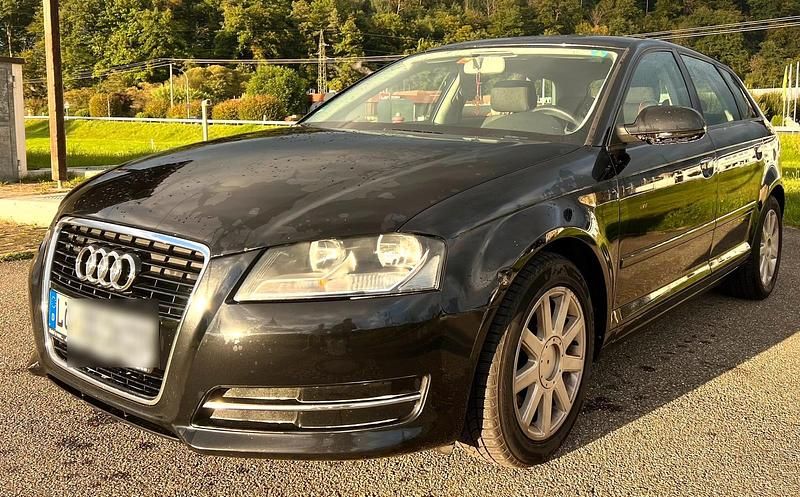 Schwarz Gebraucht 2011 Audi A3 Limousine | 5.500 € (Fairer Preis) - Bild 1/4