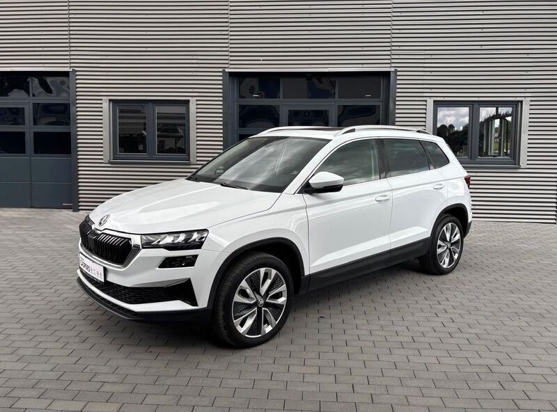 Gebraucht Skoda Karoq 150 PS (110 kW) 2024 Weiß SUV