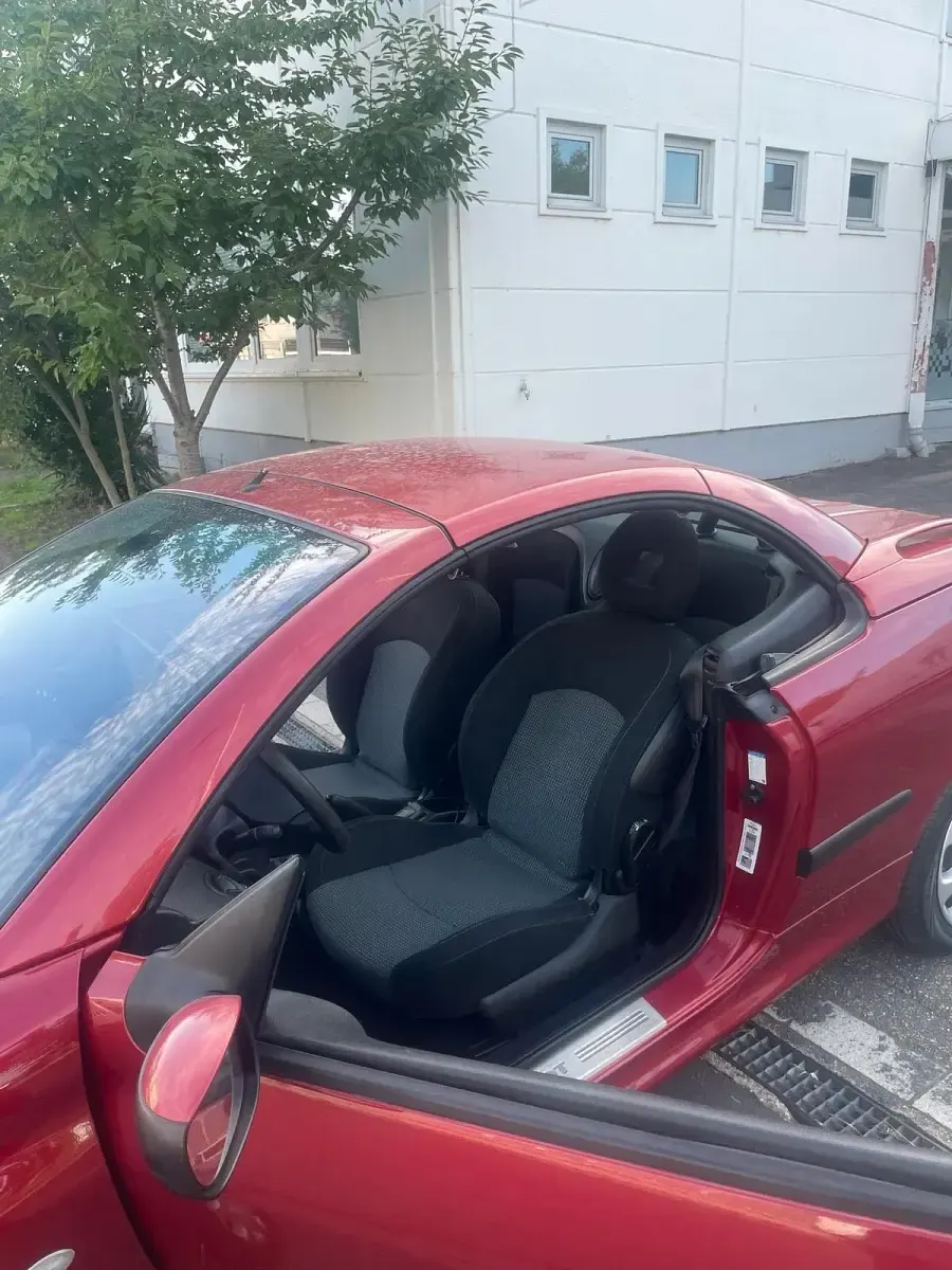 Gebraucht Peugeot 206 80 PS (58 kW) 2003 Rot Cabrio
