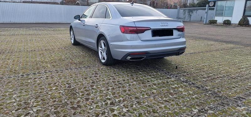 Gebraucht Audi A4 Ambiente 204 PS (150 kW) 2023 Silber Limousine