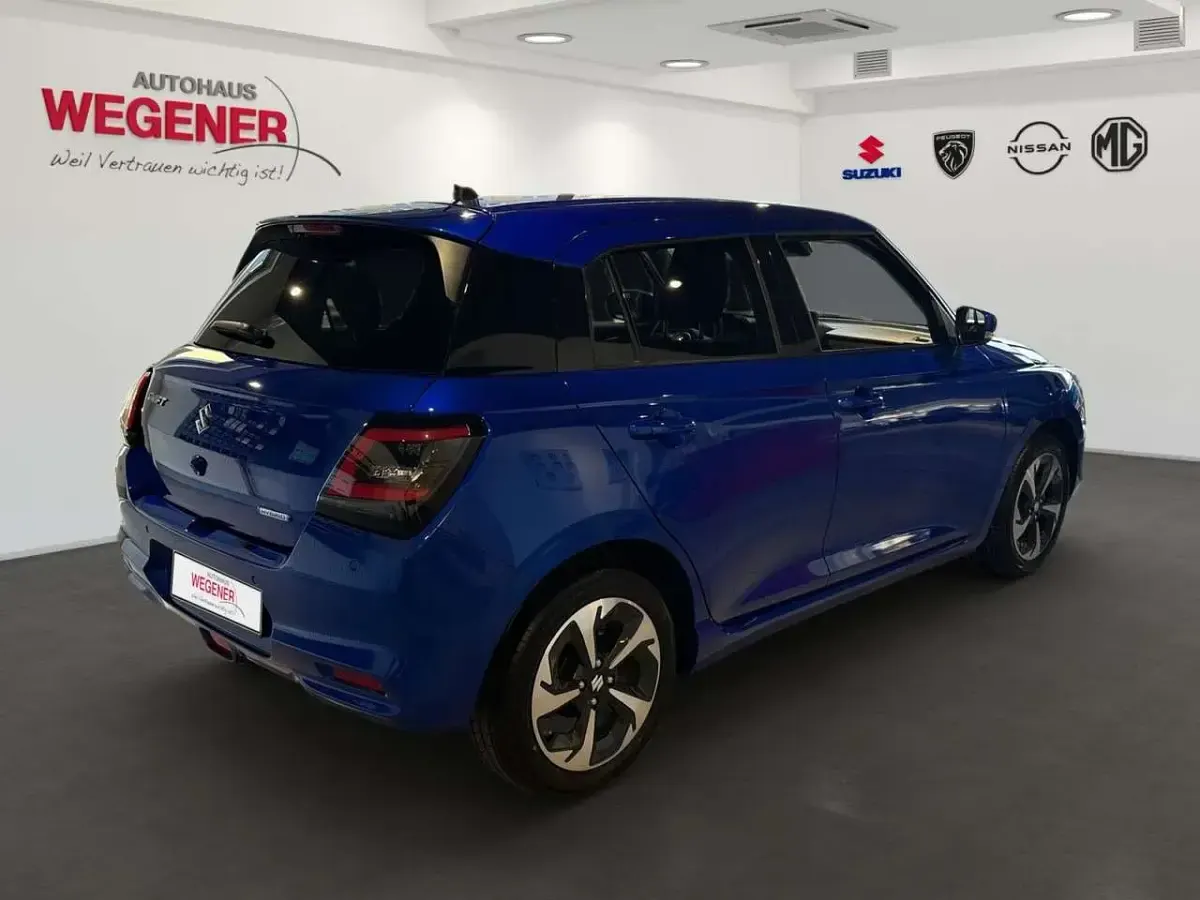 Neu Suzuki Swift Comfort+ 83 PS (61 kW) 2026 Frontier blue pearl Kleinwagen