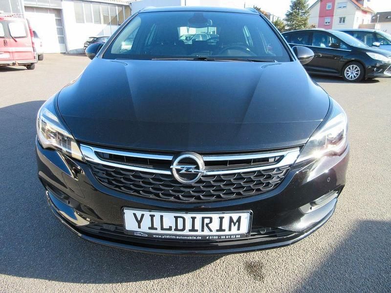 Gebraucht Opel Astra Dynamic 136 PS (100 kW) 2018 Schwarz Kombi