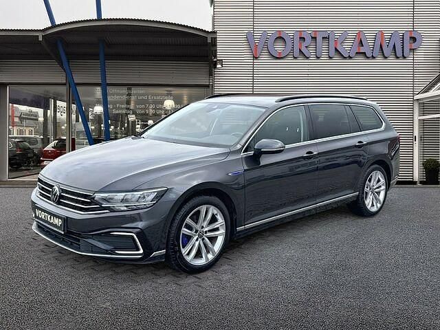 Gebraucht VW Passat GTE 218 PS (160 kW) 2021 Grau Kombi