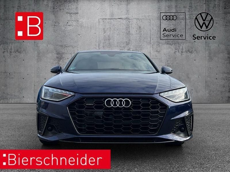 Gebraucht Audi A4 Sport 204 PS (150 kW) 2022 Blau Limousine