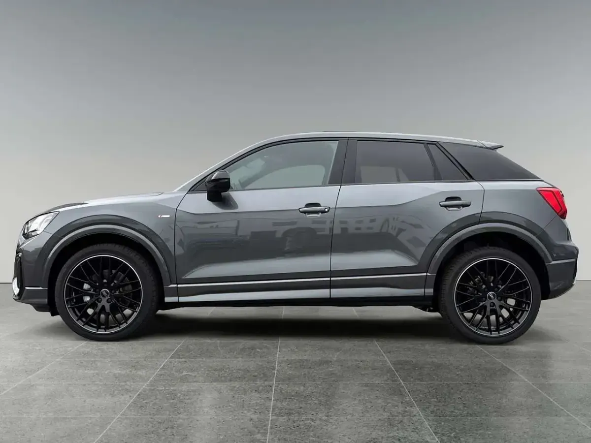 Gebraucht Audi Q2 S-Line 150 PS (110 kW) 2025 Daytonagrau perleffekt SUV