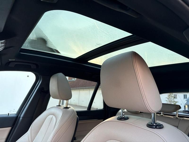 Second-hand BMW X1 Performance 192 CP (141 kW) 2019 Maro SUV