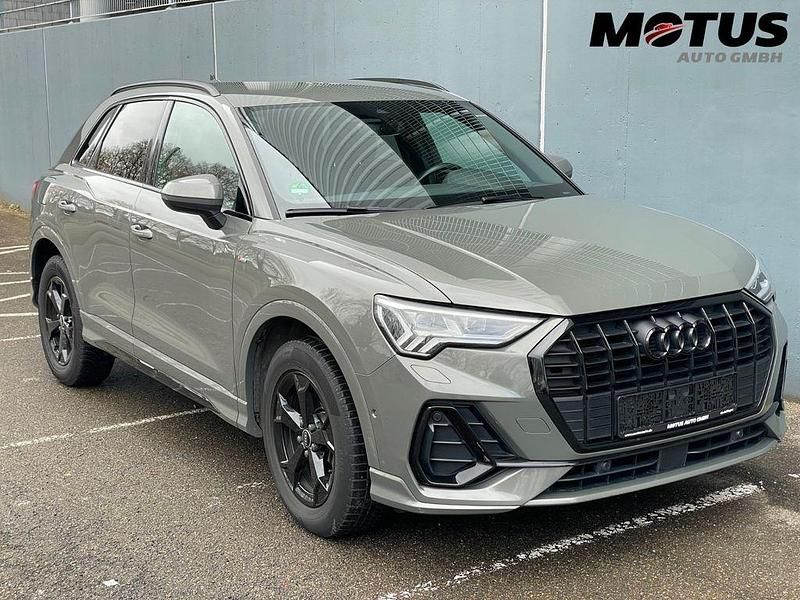 Gebraucht Audi Q3 S-Line 150 PS (110 kW) 2023 Grau SUV