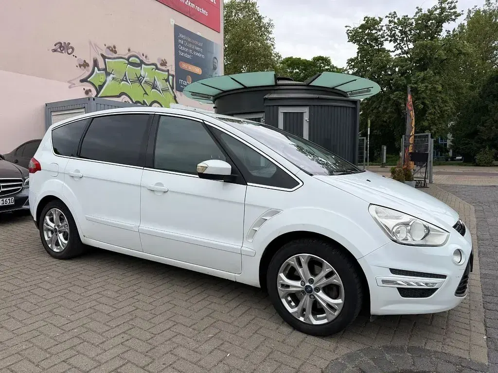 Occasion Ford S-MAX Titanium 140 ch (102 kW) 2011 Blanc Monospace