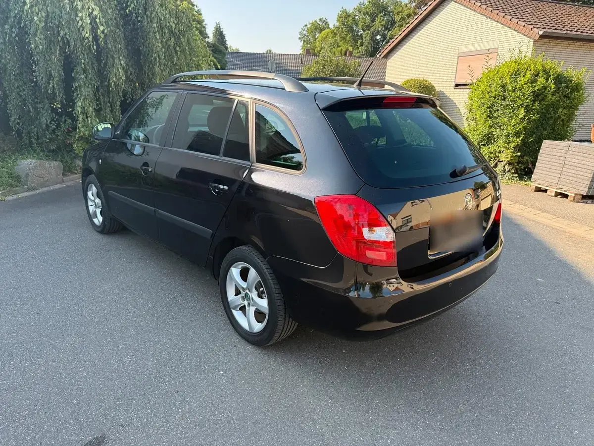 Gebraucht Skoda Fabia 86 PS (63 kW) 2010 Schwarz Kombi