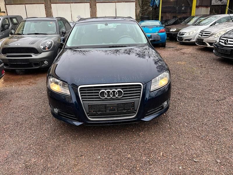 Blau Gebraucht 2010 Audi A3 Kombi | 3.300 € (Superpreis) - Bild 1/4