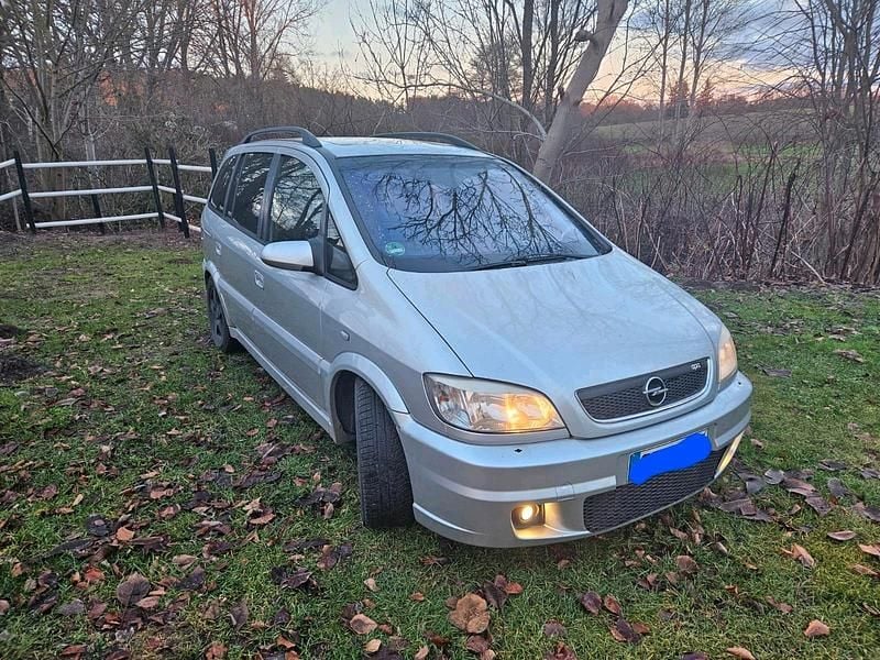 Silber Gebraucht 2003 Opel Zafira OPC Van / Kleinbus | 1.650 € (Fairer Preis) - Bild 1/4