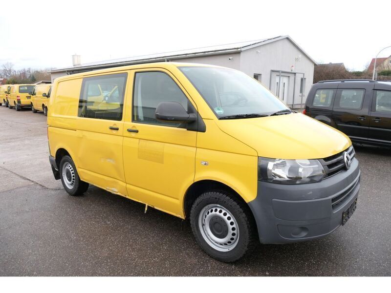 Gebraucht VW T5 84 PS (61 kW) 2011 Ginstergelb r1032 Van